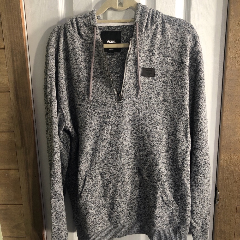 Vans Off The Wall Gray 1/4 Zip Pullover Hoodie with pockets. Warm and comfy.